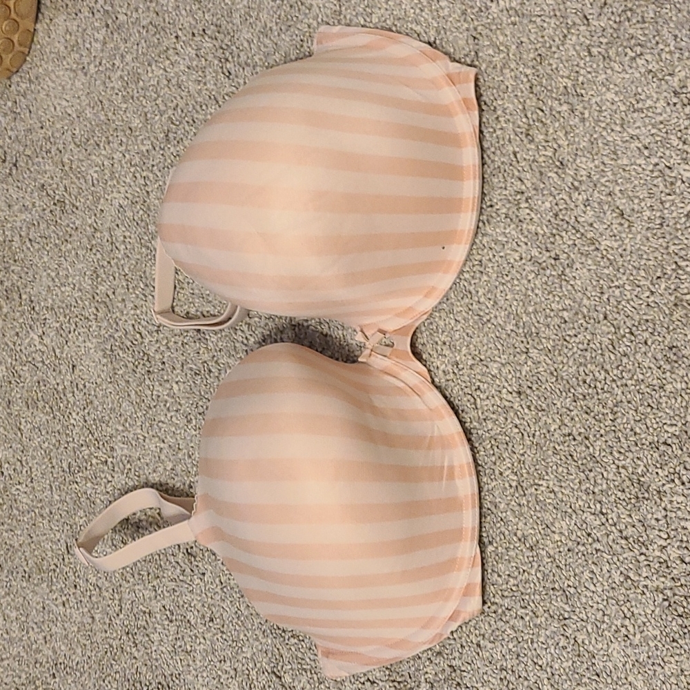Victoria secret bra